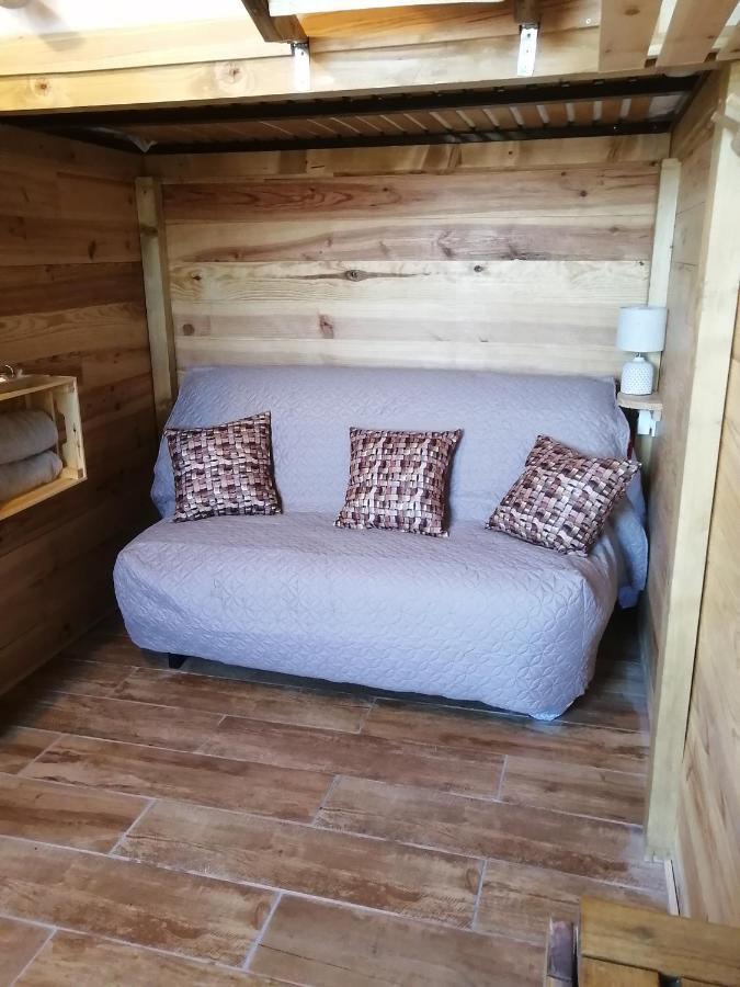 Patrice Et Chrstel Cabane En Bois Chatuzange-le-Goubet Exterior photo